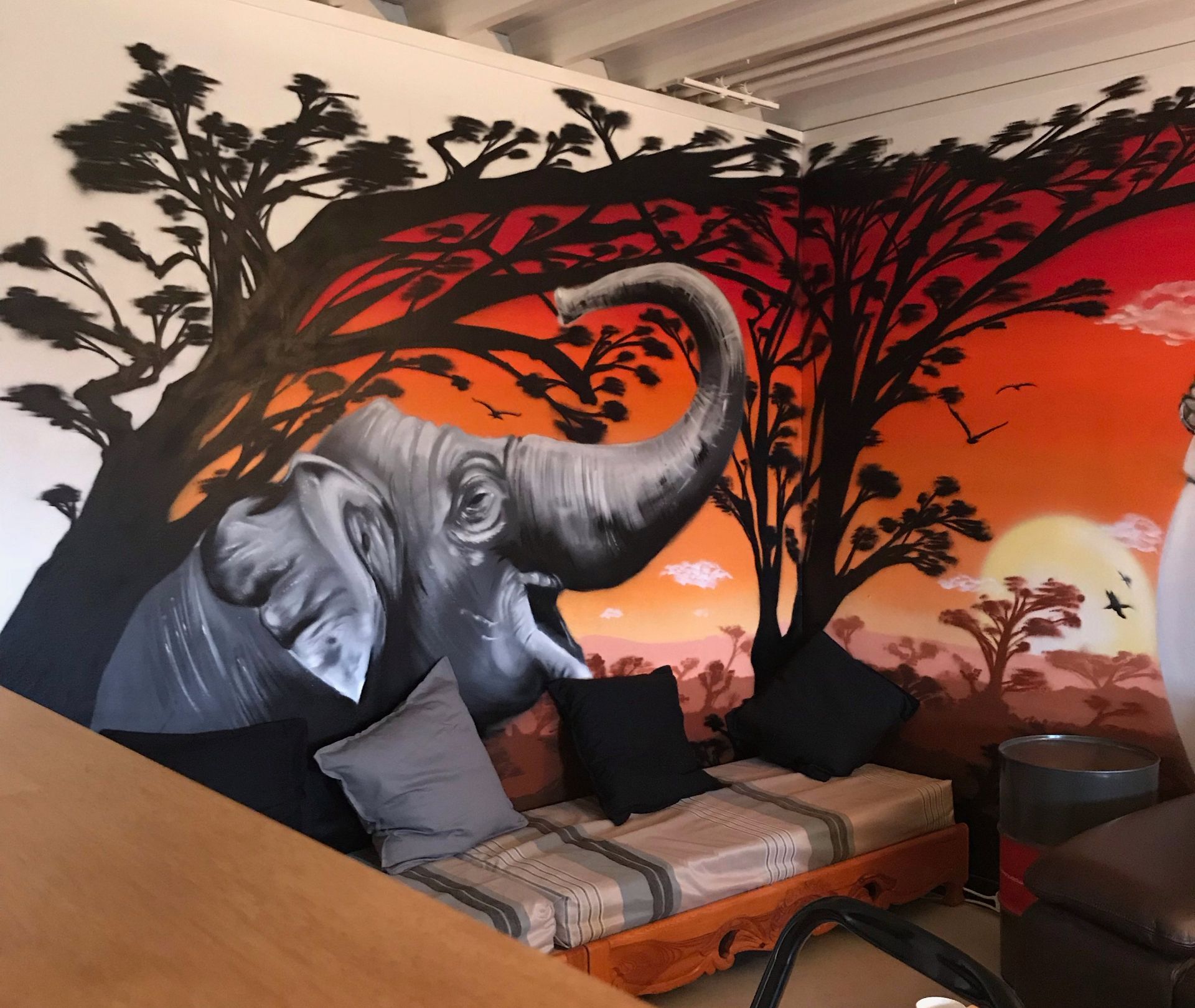 Elephant in the savanne