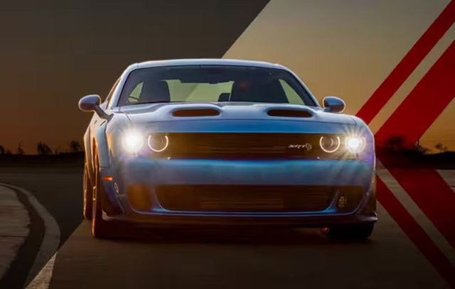 2023 Dodge Challenger Automatic High-Beams