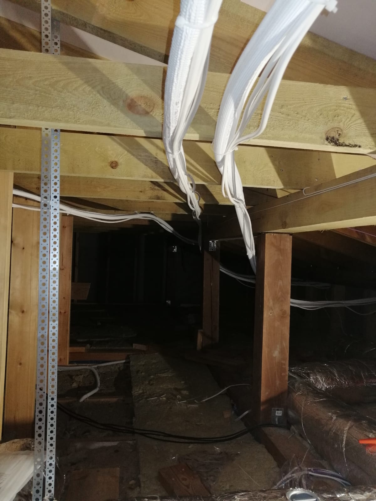 Jaunu kondicionieru izbūve, privātmājā Jūrmalā 5