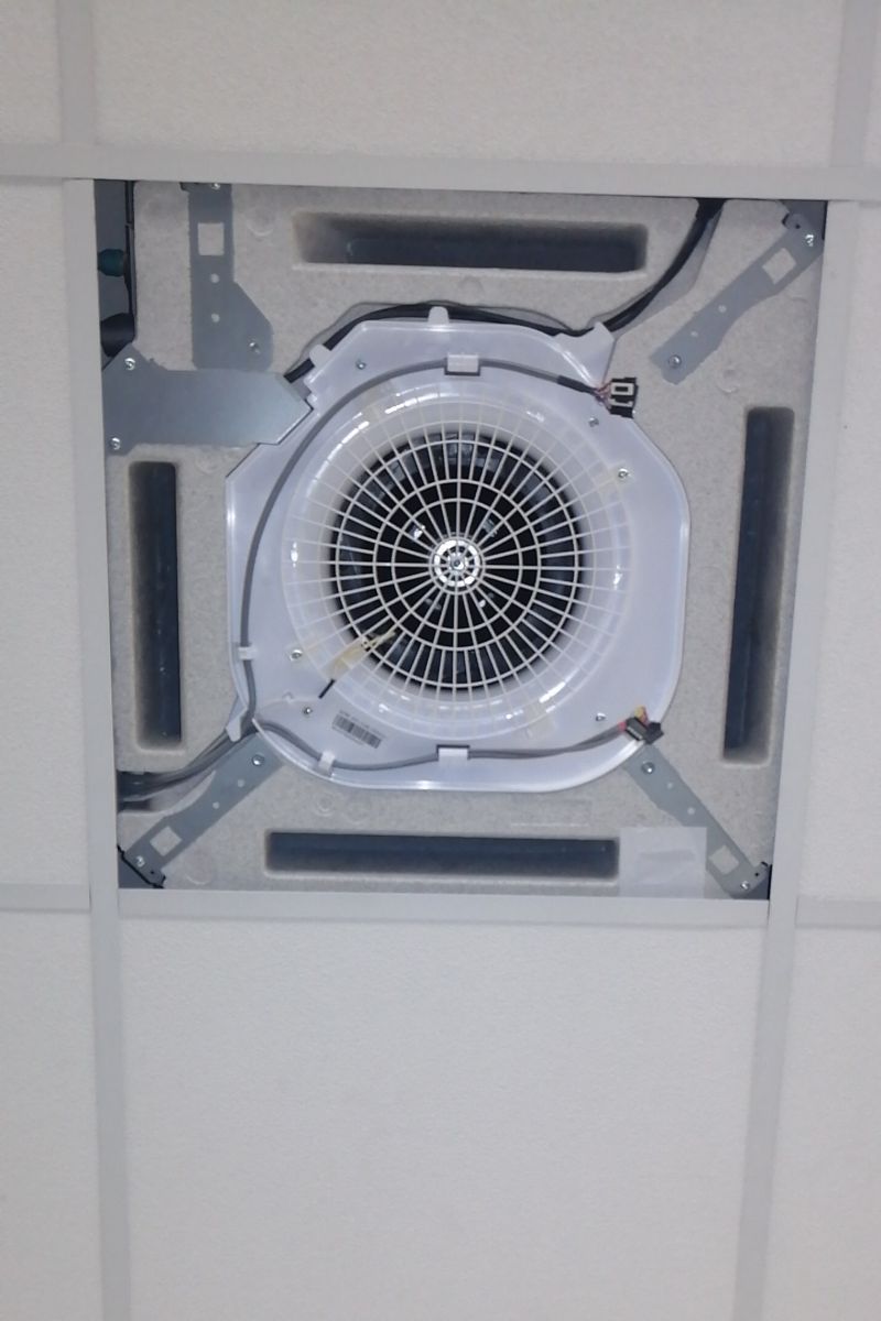 Jaunu dzesēšanas sistēmu izbūve ofisa telpās 4