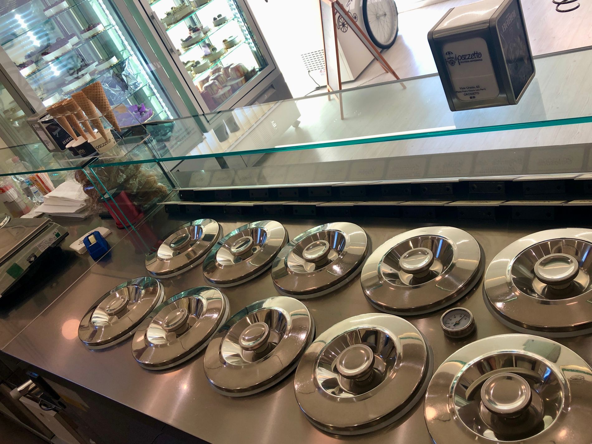 banco dei gelati della gelateria