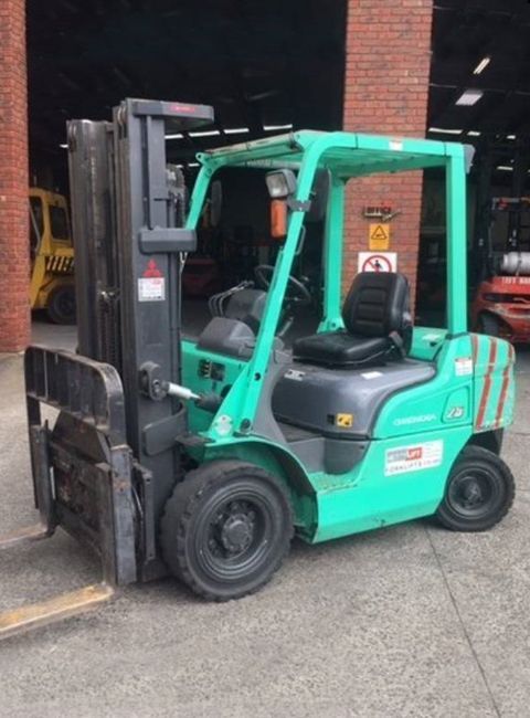 mitsubishi 2.5T forklift