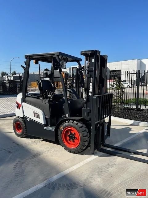bobcat forklift 2t lpg