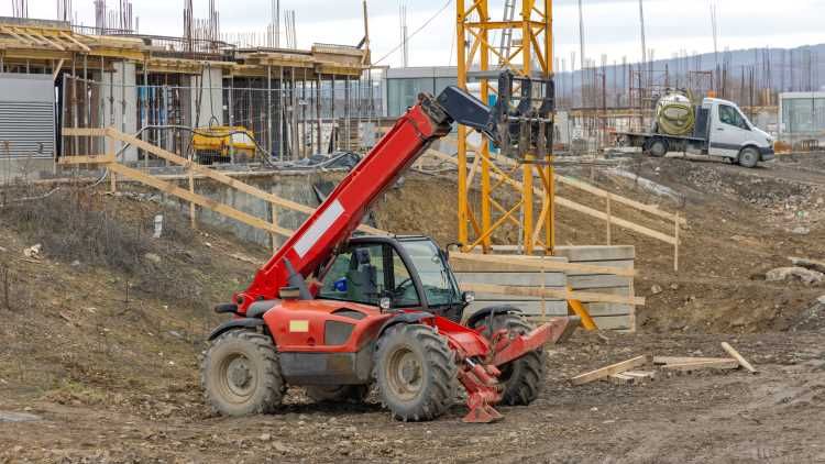 tele handler used in the construction industry