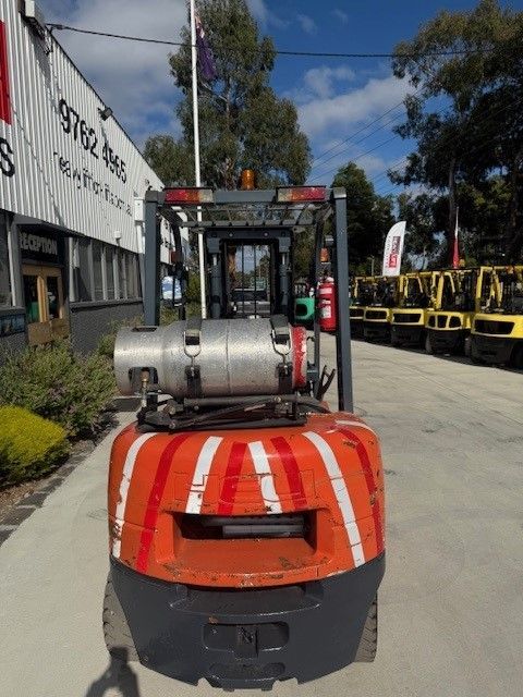 heli forklift for sale back view LPG bottle at the back