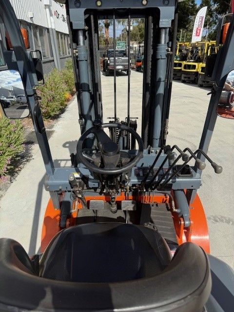 heli forklift for sale inside view