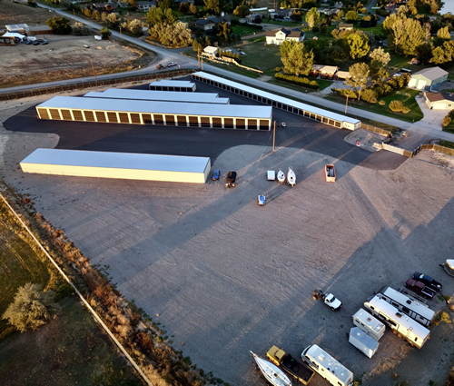 Lake Helena Storage - Boat, RV, vehicle & drive up self storage units in Northeast Helena MT 59602