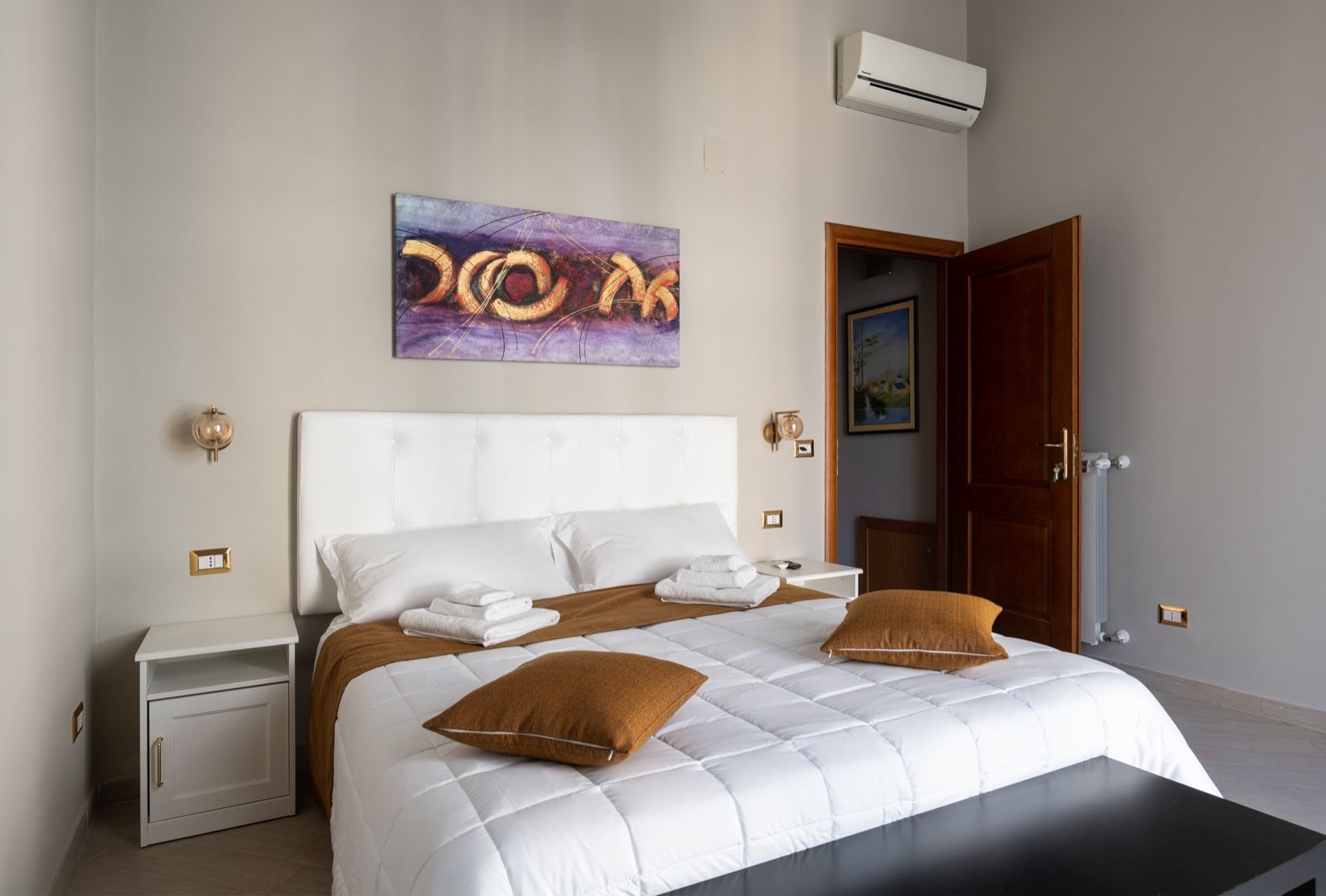 Camera matrimoniale con possibilità terzo letto