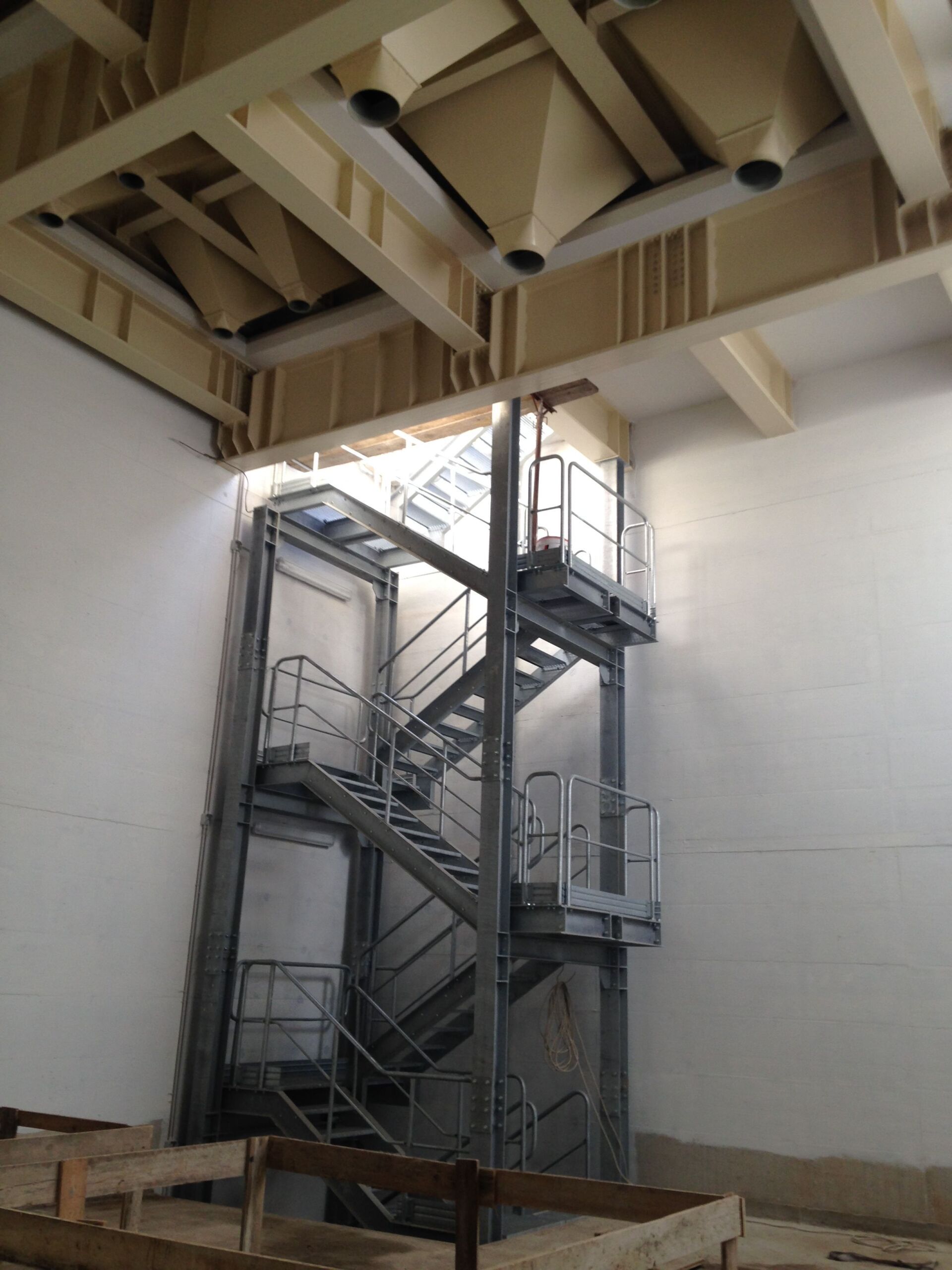 realizzazione scala interna in ferro