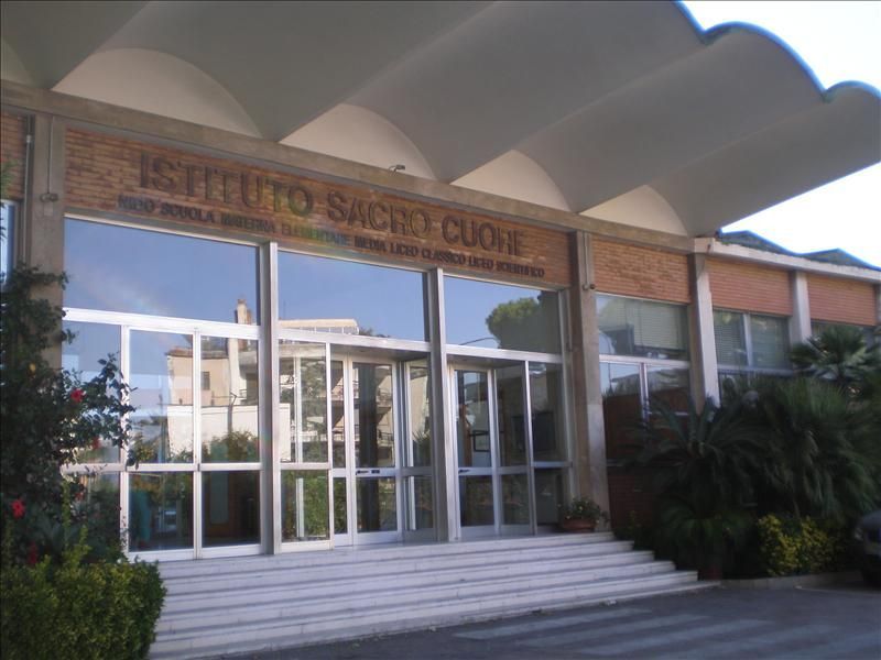 vetrata istituto del sacro cuore
