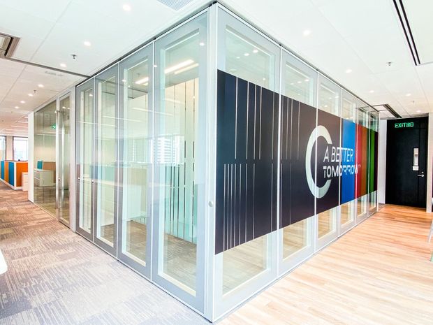 double glazed glass operable wall system with smart film in hong kong
