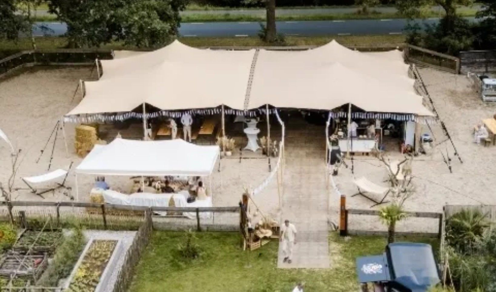 18x12 stretchten voor bruiloft in Garyp Friesland