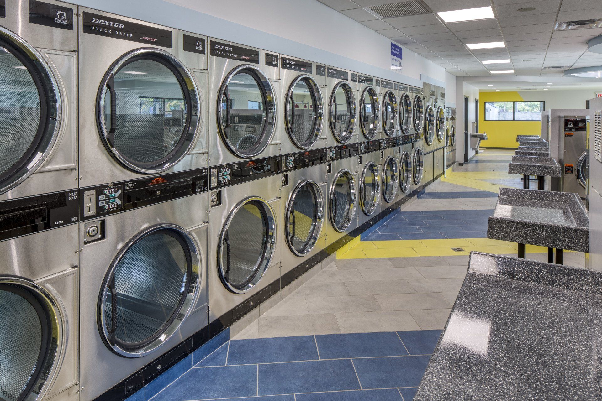 WASH ZONE a Family Friendly Tampa Laundromat