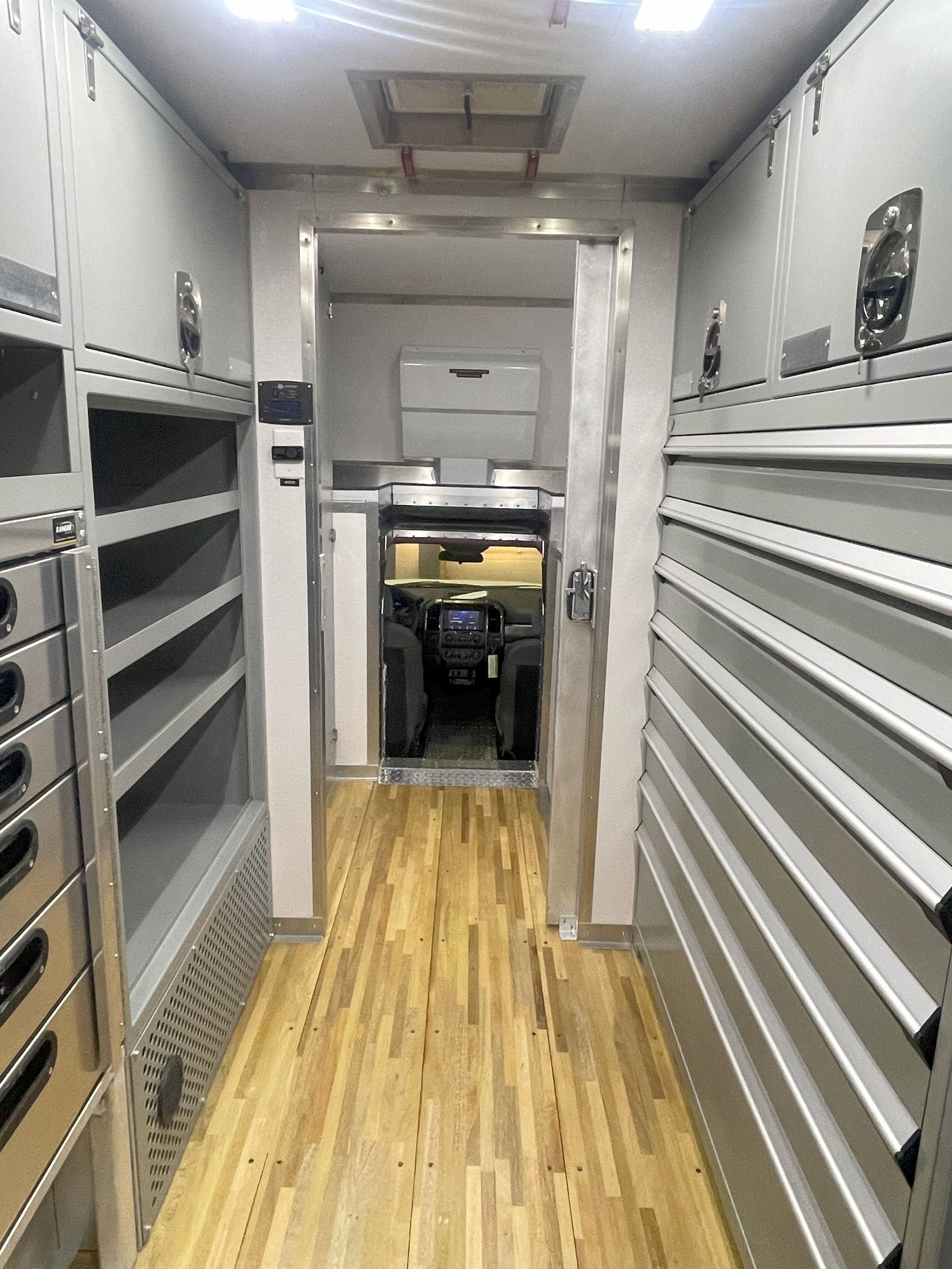 Manitoba Hydro Custom Truck Body - Inside 3