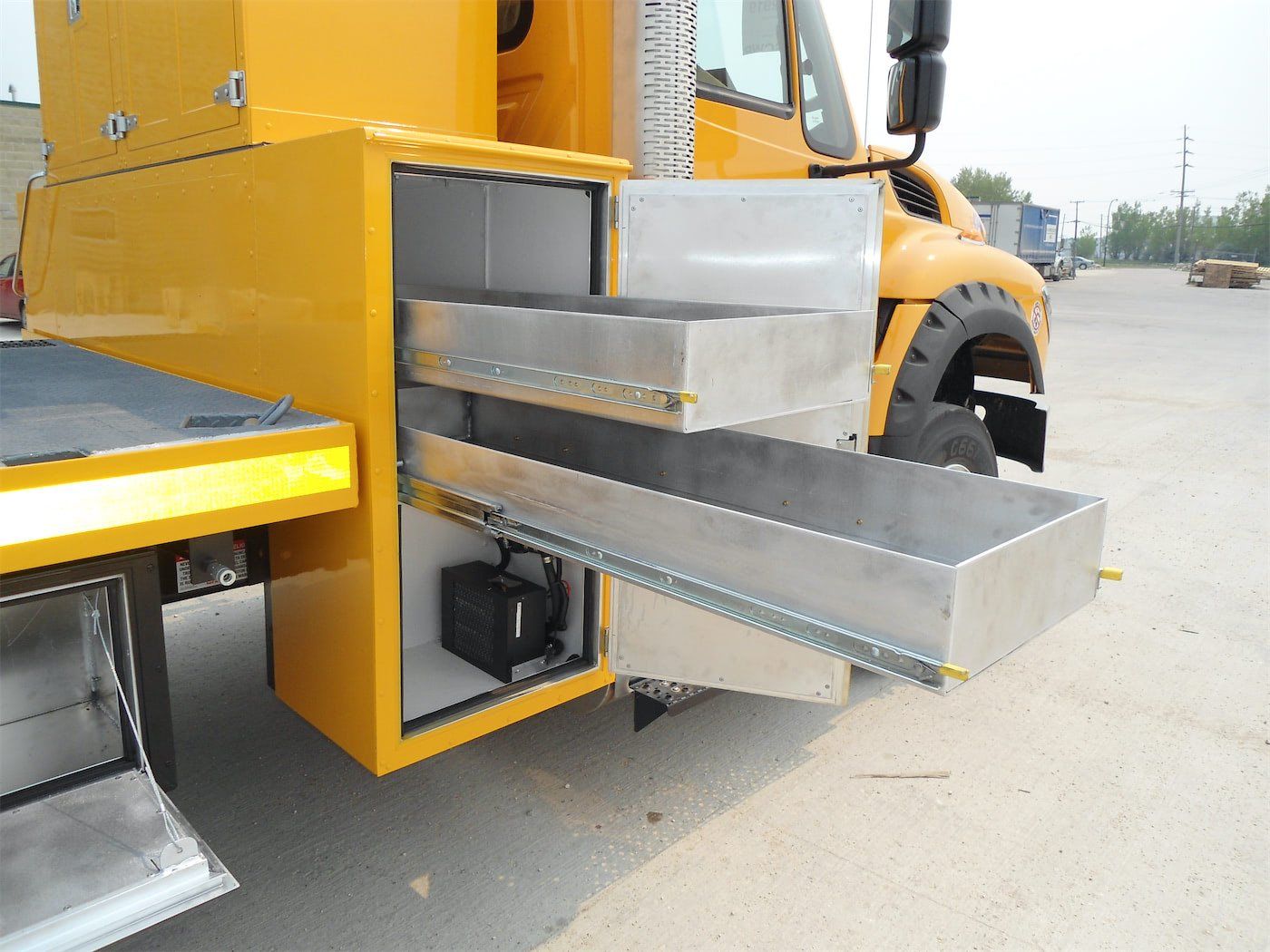 ITB Decks and Platforms - Exterior Pull out drawers