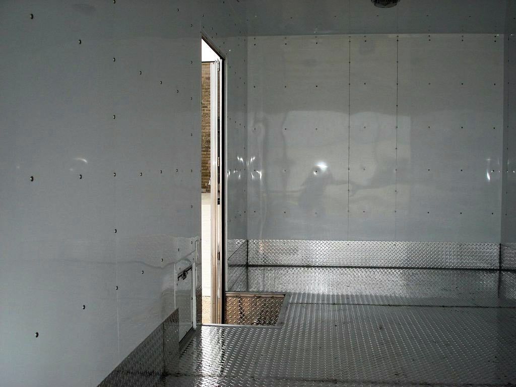 ITB Truck Body - Oil Field Custom Truck - Integrated Step