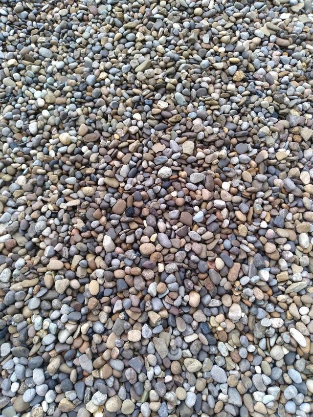 2023 River Rock Prices  Landscaping Stone Costs (Per Ton & Yard)