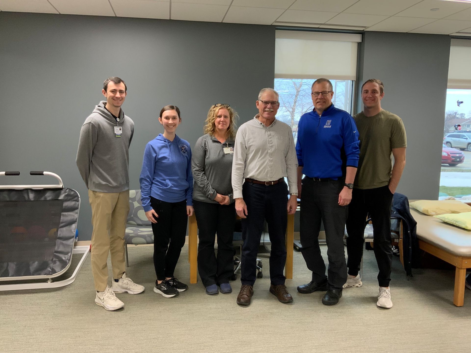 APTA Iowa members and Senator Dennis Guth