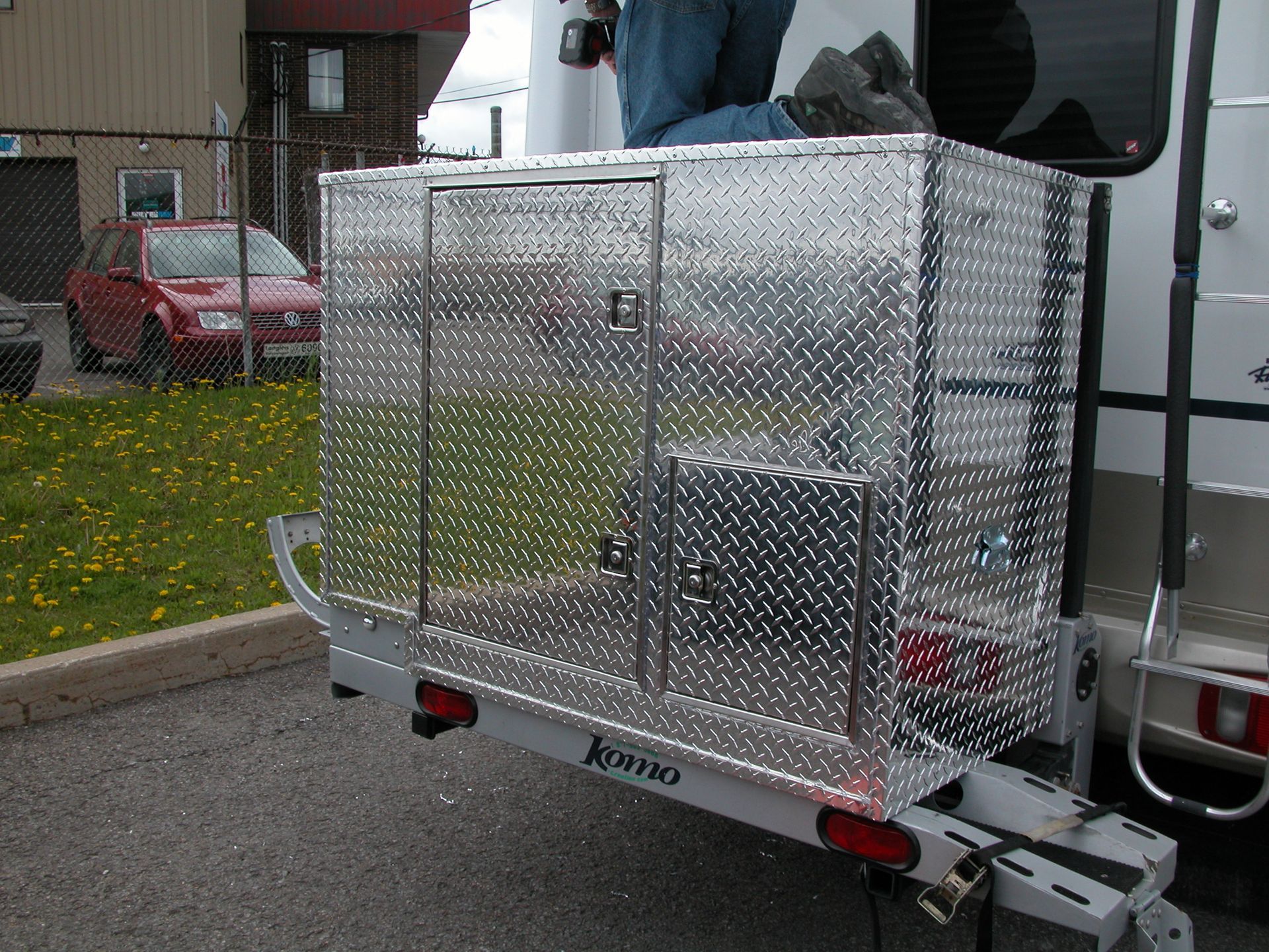 fabrication moulure et pliage décoration sur mesure métallique