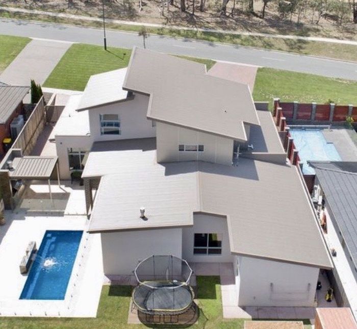 Modern Roof Made Of Metal — Your Craftsmen in Eleebana Modern Roof Made Of Metal — Your Craftsmen in Eleebana