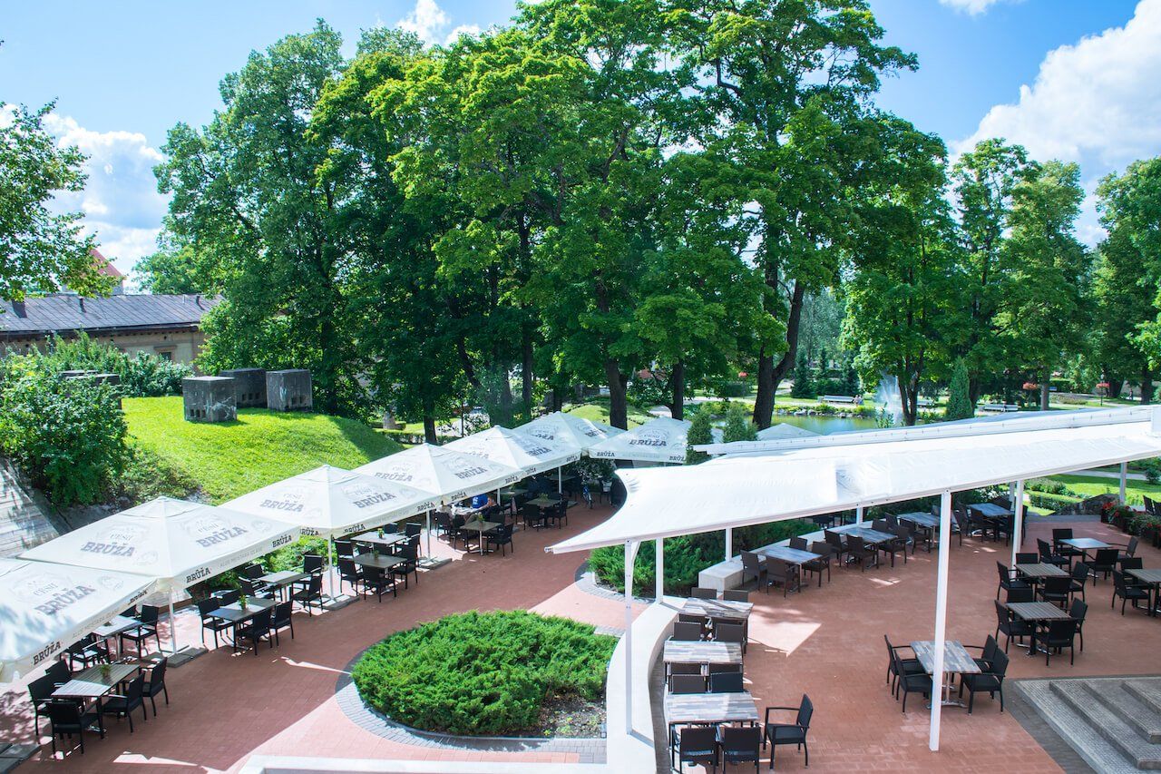 RESTAURANT SUMMER TERRACE - HOTEL CESIS - 5