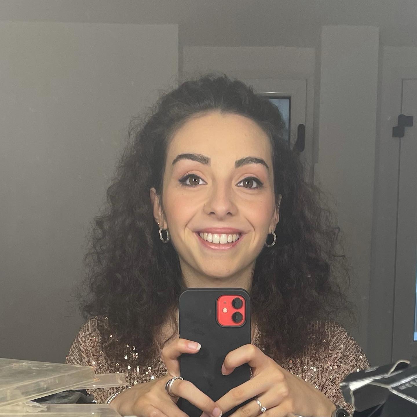 cliente del centro estetico con trucco da tutti i giorni