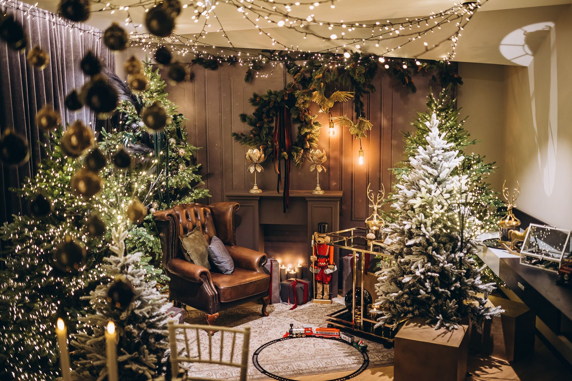 Christmas celebration room 2023