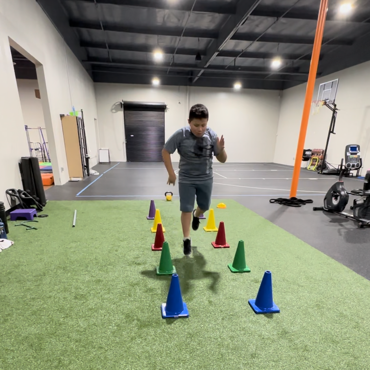 Kids speed and conditioning class in Upland, CA. Athletic performance class for athletes