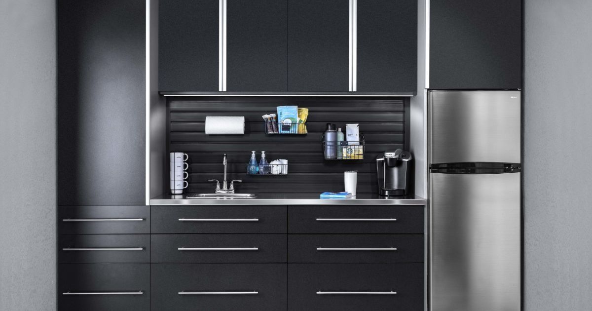 Custom Garage Cabinet System