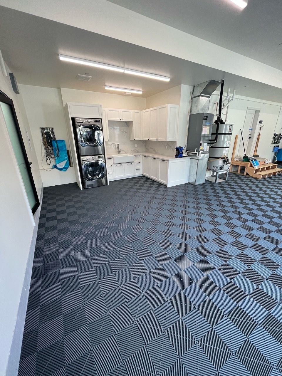 Garage Floor Tile System