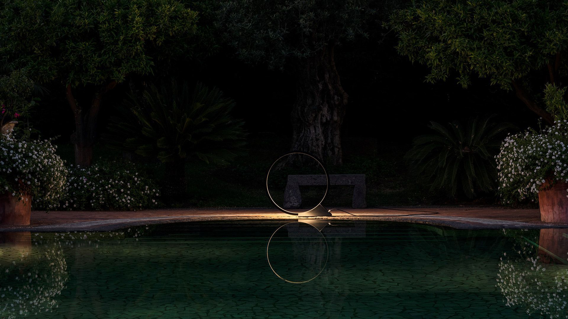 Artemide luci da esterno Colombo Illuminazione Novara