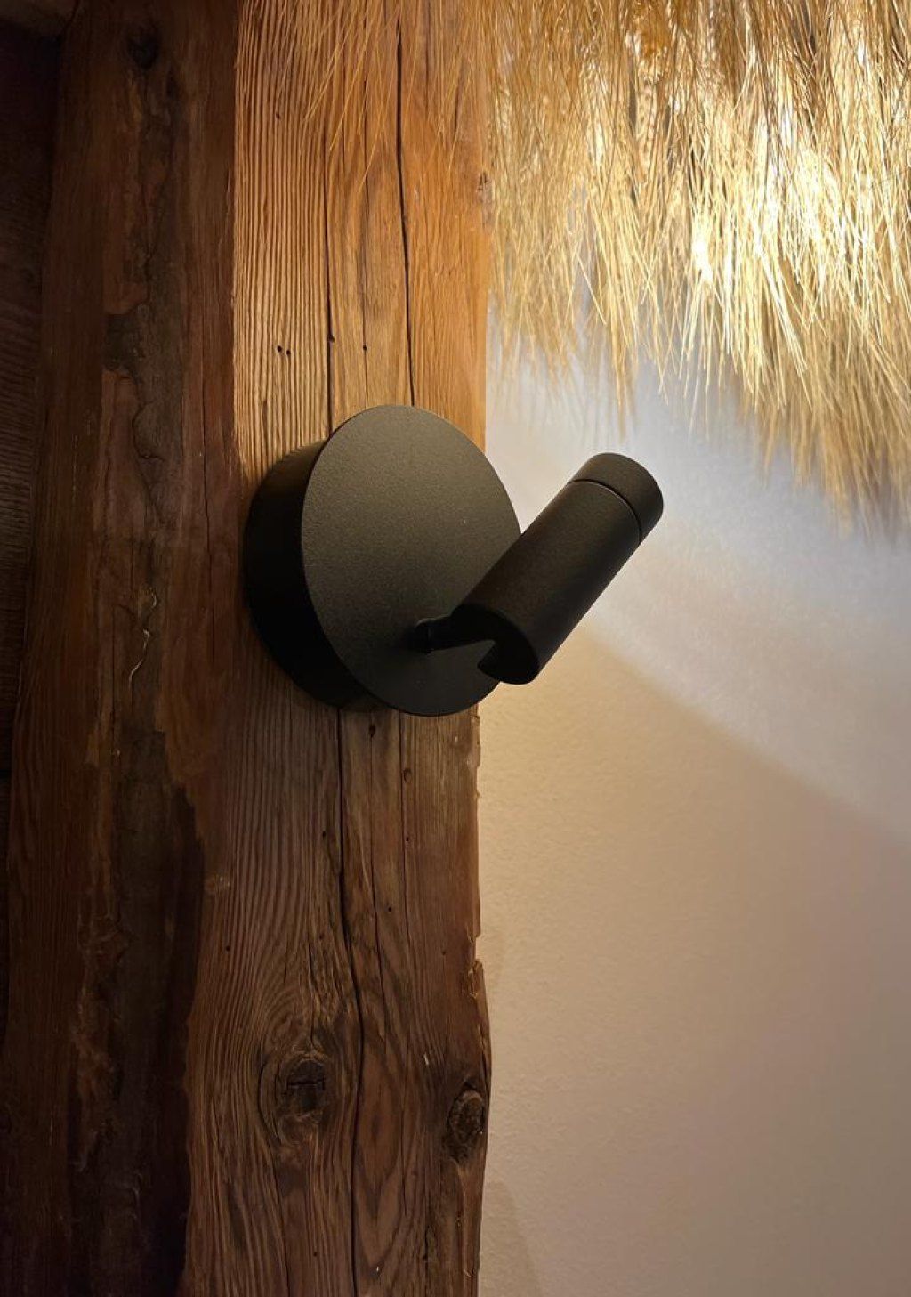 esposizione Egoluce lampade da parete Colombo Illuminazione Novara