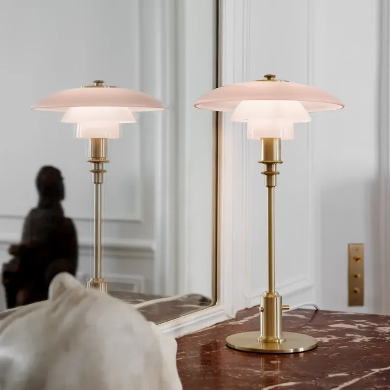 collezioni Louis Poulsen lampade da tavolo Colombo Illuminazione Novara