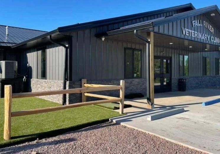 Image of Fall River Veterian Clinic building Hot Springs SD