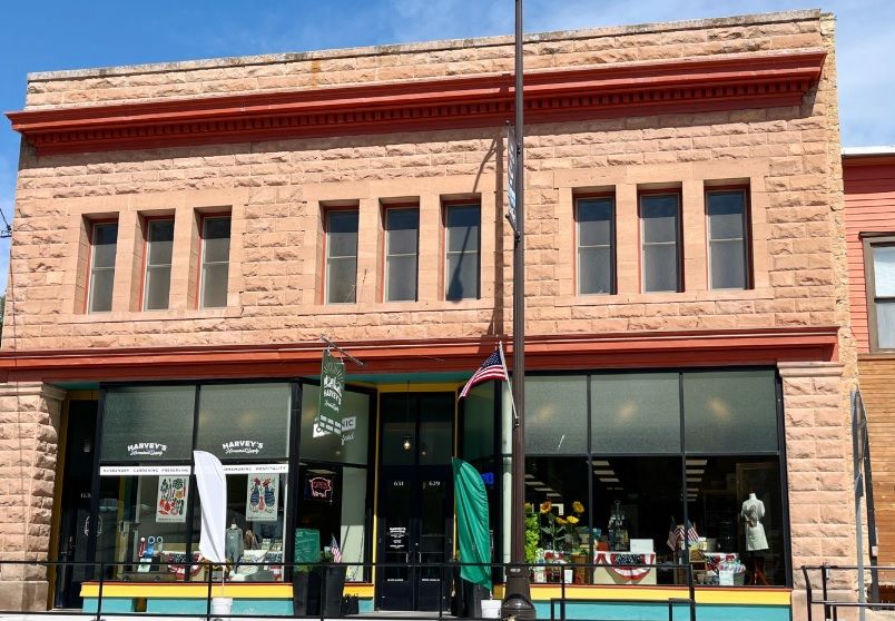 Image of Harvey's Homestead Supply, Hot Springs SD