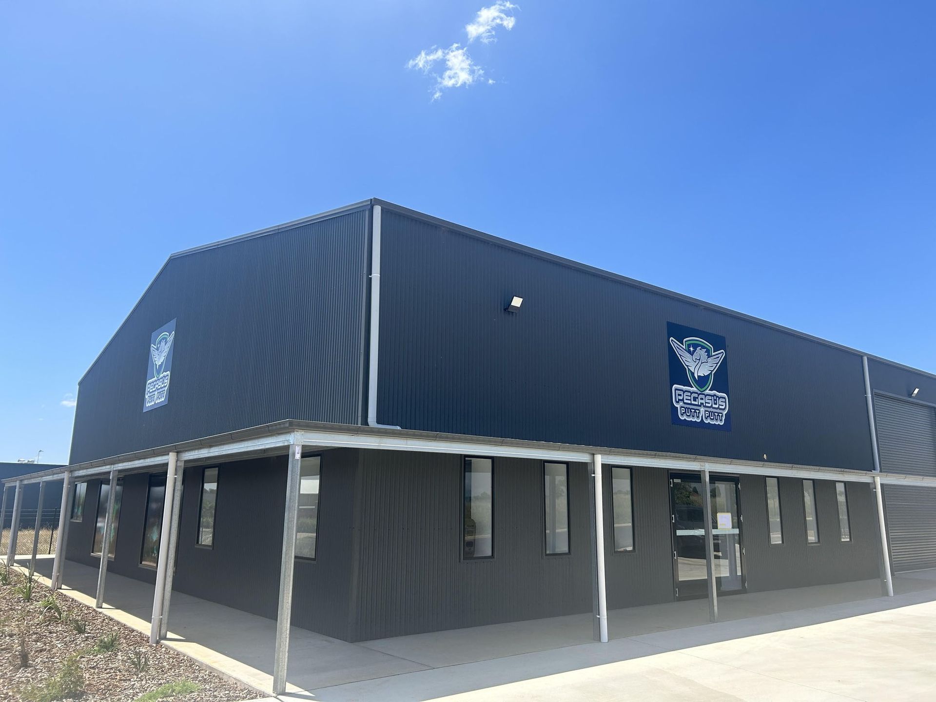 Pegasus Putt Putt Golf Dubbo, Golf Simulator Dubbo, Indoor mini-golf Dubbo