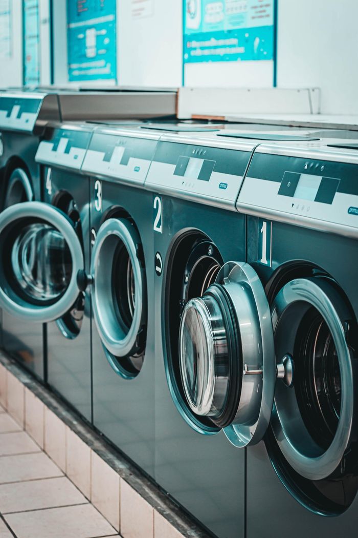 Washing Machines In Laundromat - Laundry In Port Macquarie, NSW