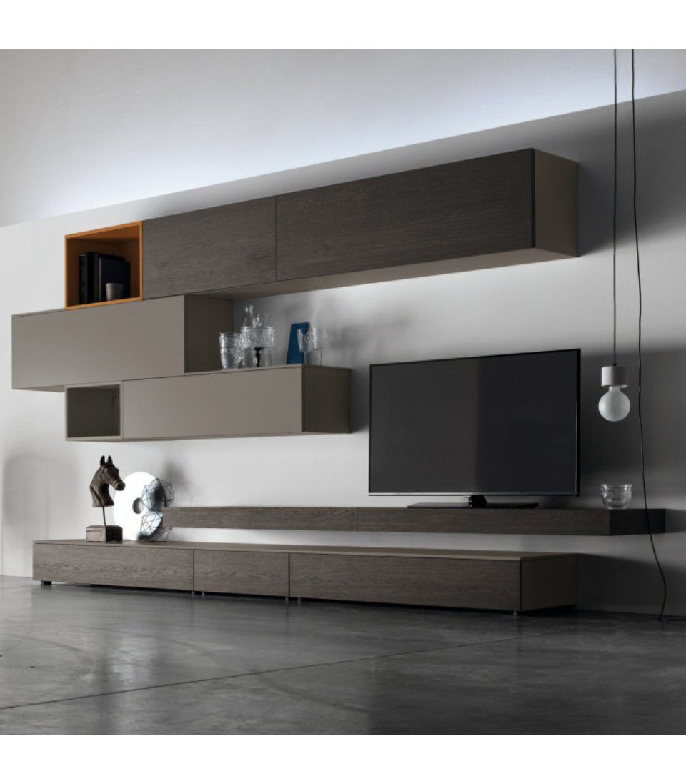 parete attrezzata con pensili grigi lunghi