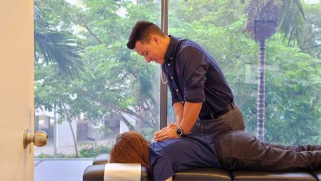 Chiropractor Singapore