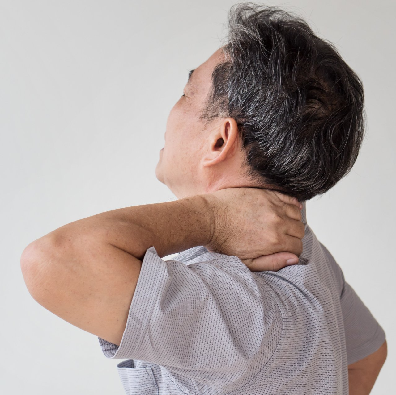 Chiropractor for Neck Pain Singapore