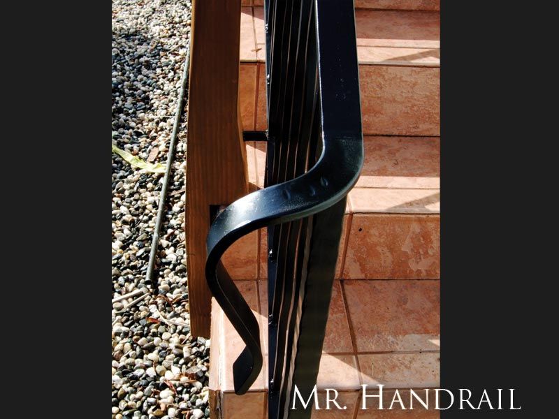 (CU-10) - Right angle turn at lambs tongue