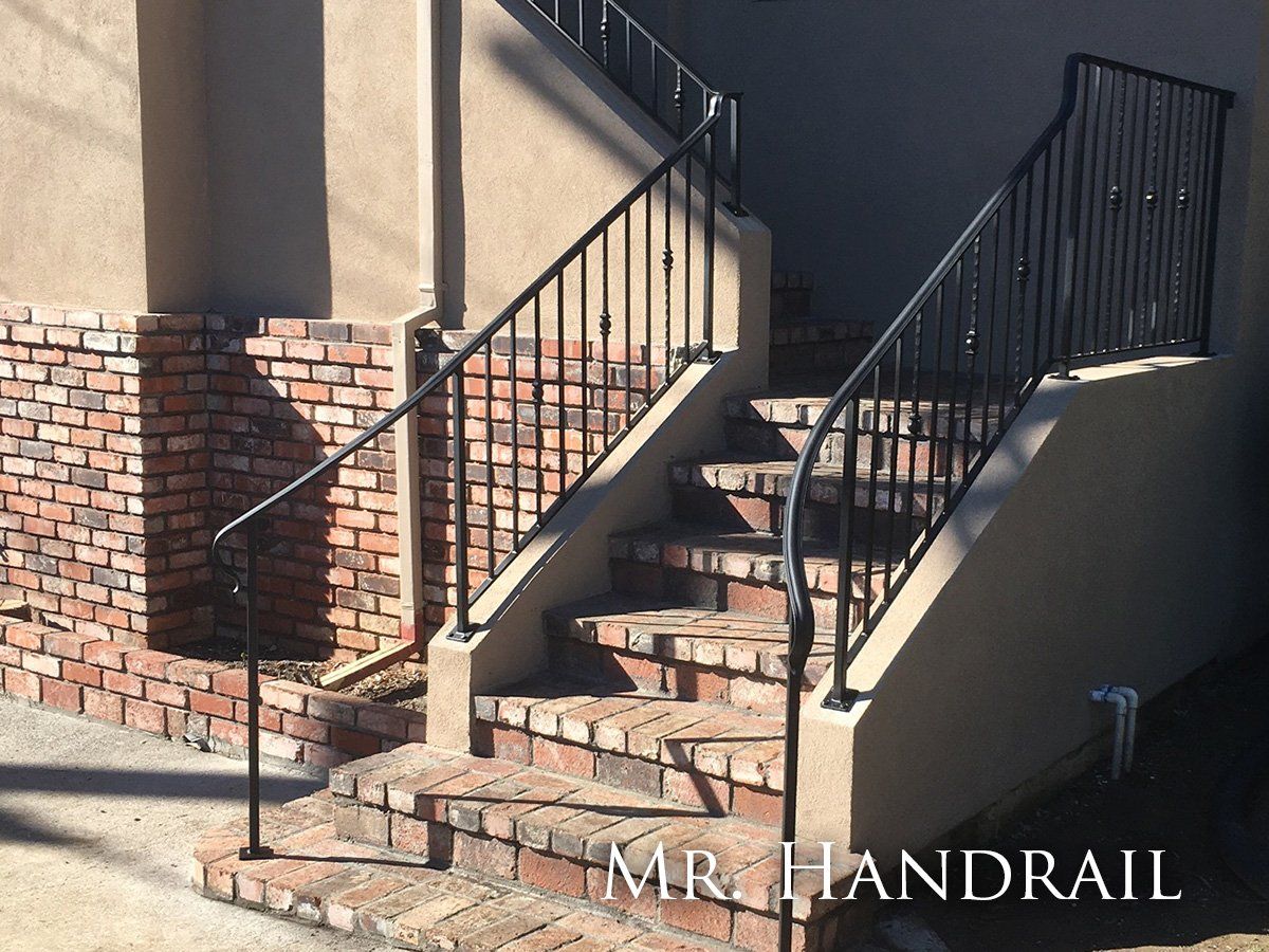 Mr. Handrail - SG-33 - Graceful and functional guard railing