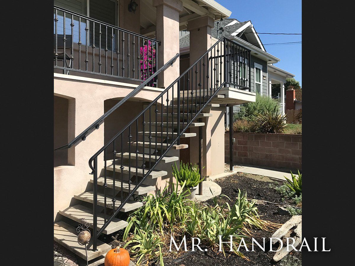 Mr. Handrail - SG-35 - Stair railing fabricated to match existing guard railing