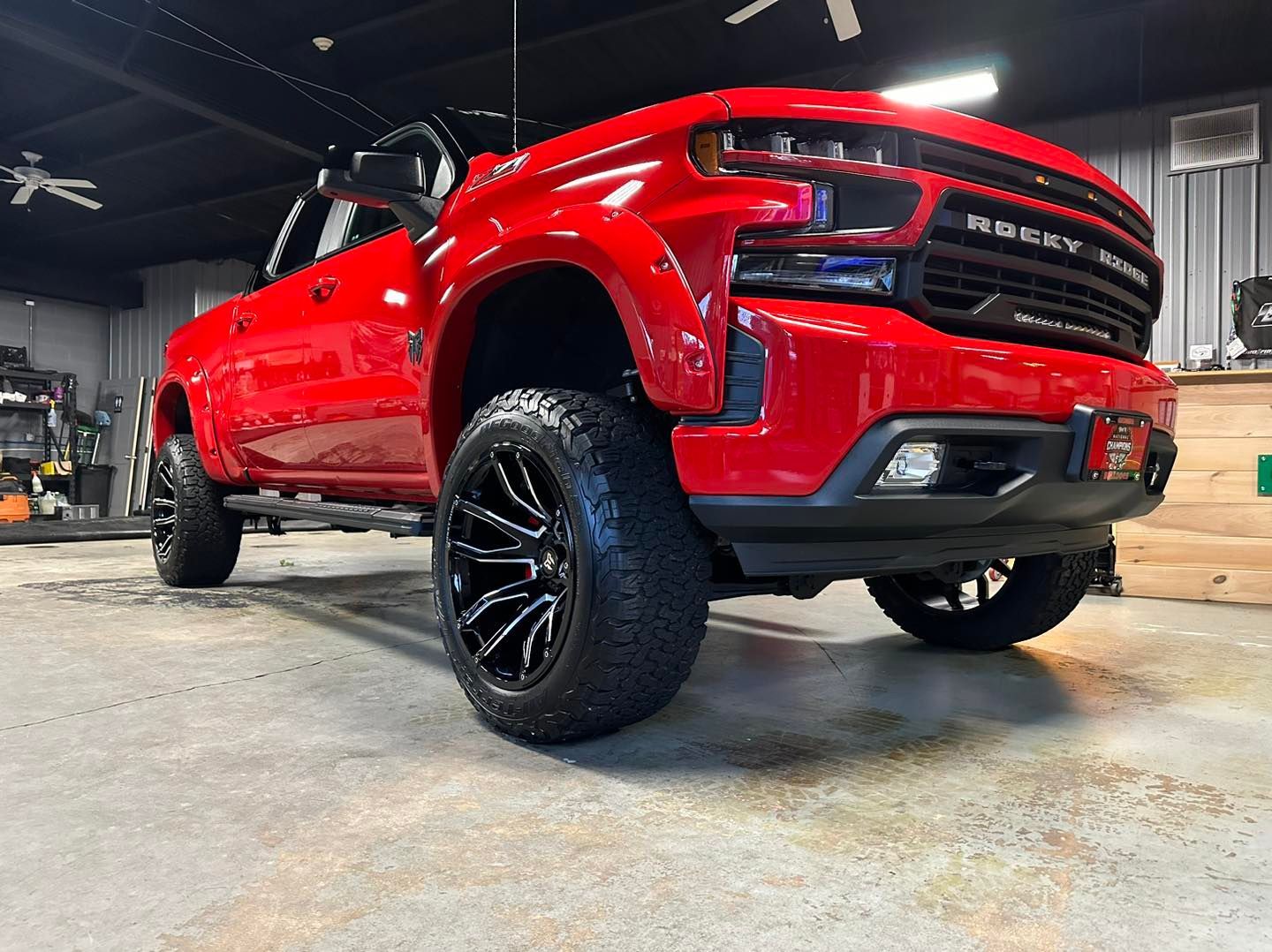 Truck Auto Detailing Services