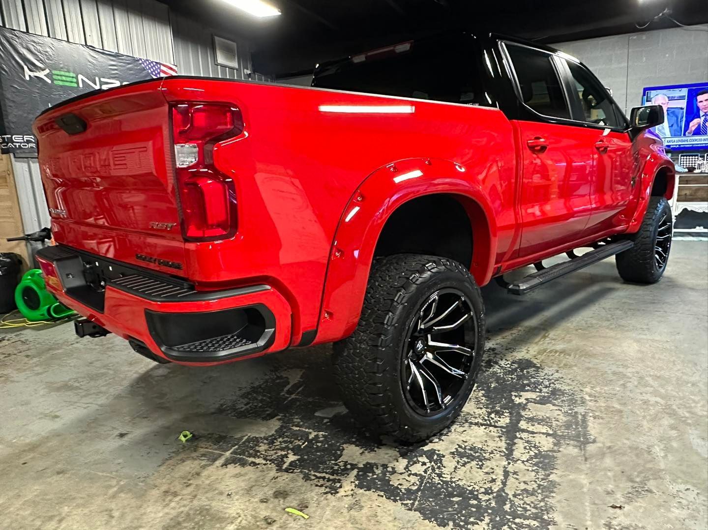 Truck Auto Detailing Services