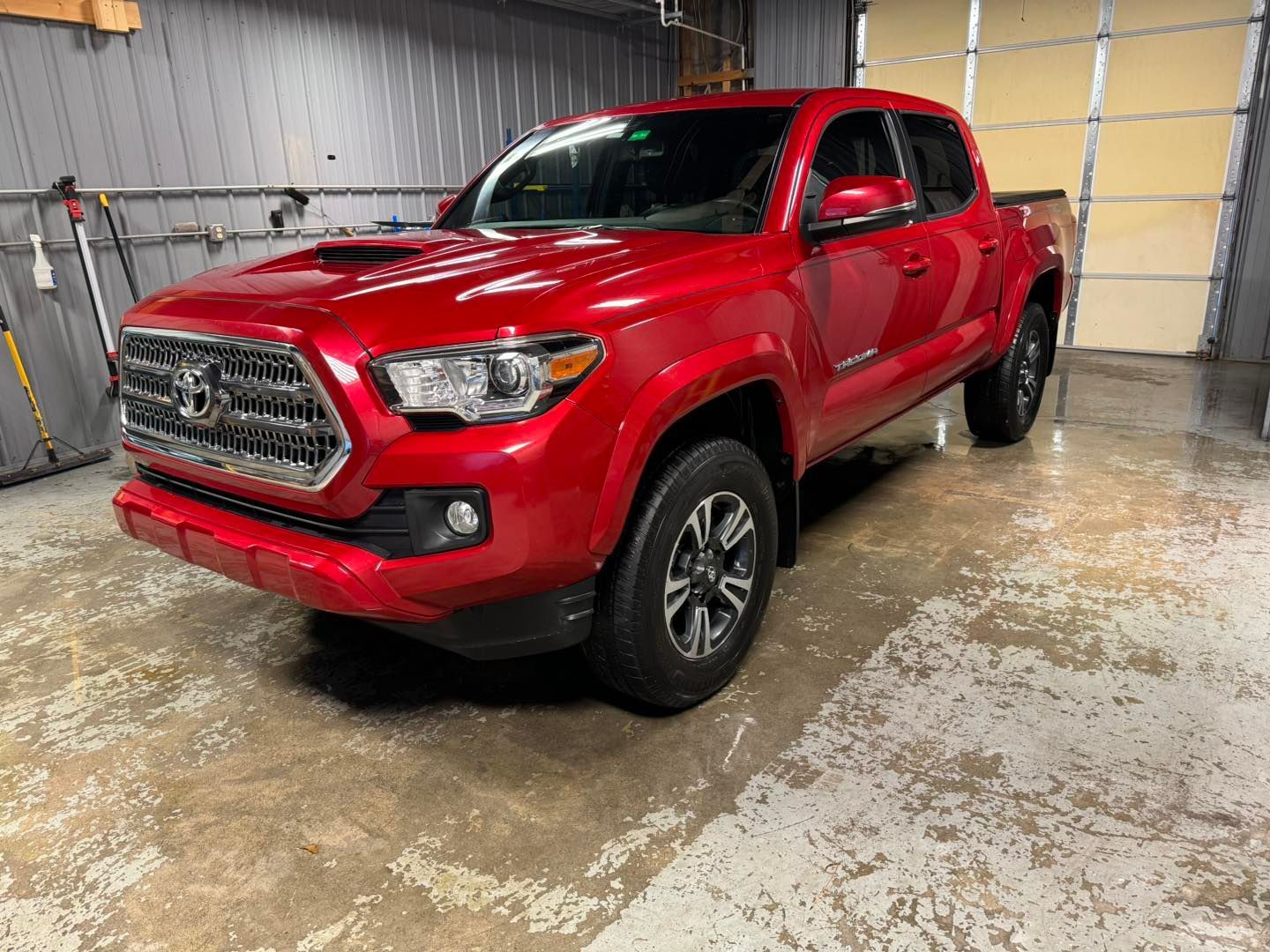 Truck Auto Detailing Services