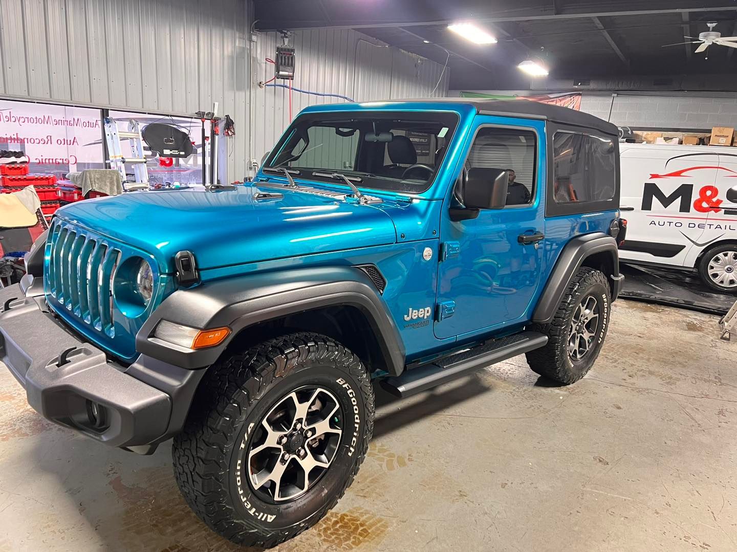 SUV Auto Detailing Services