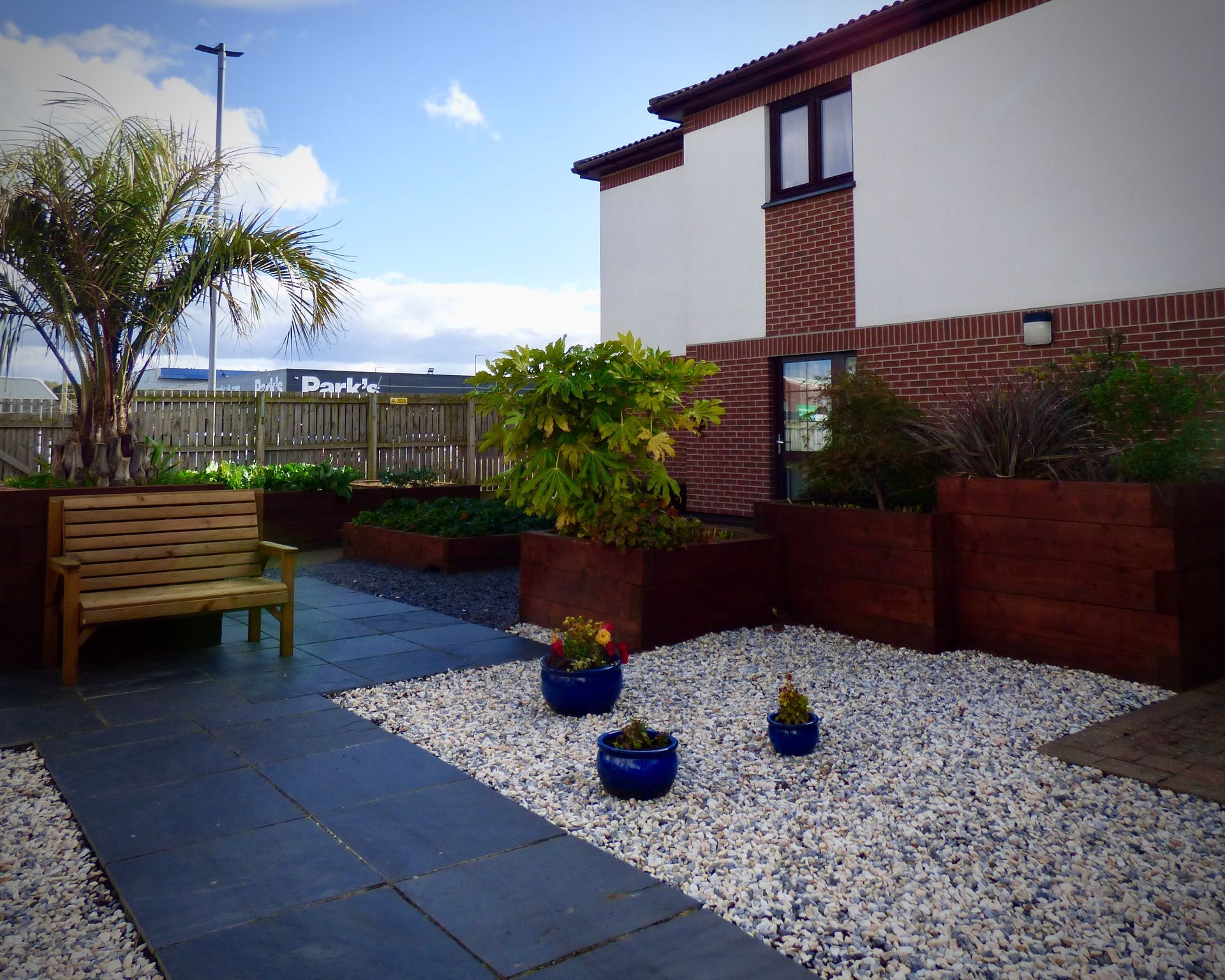 Wallacetown Exterior Garden