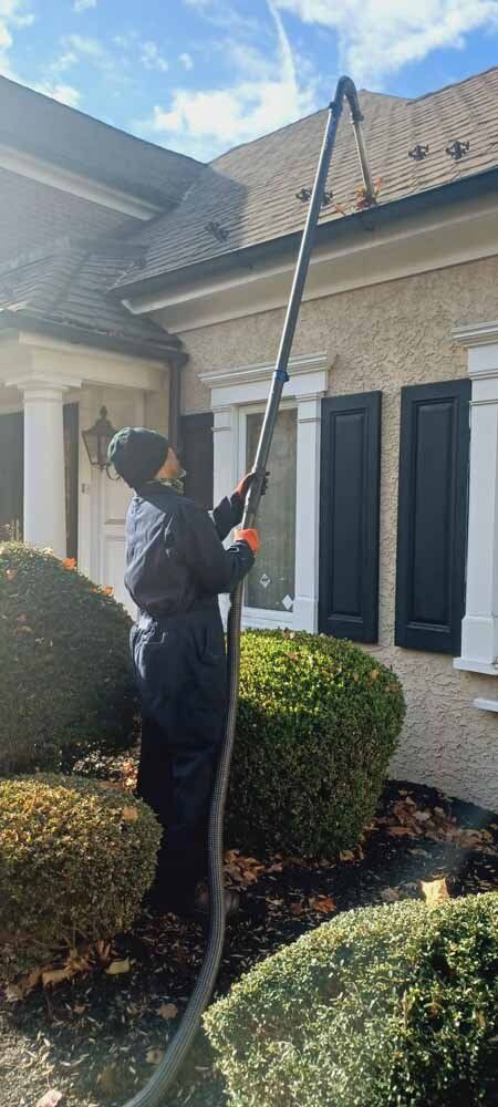 Cleaning House Gutter