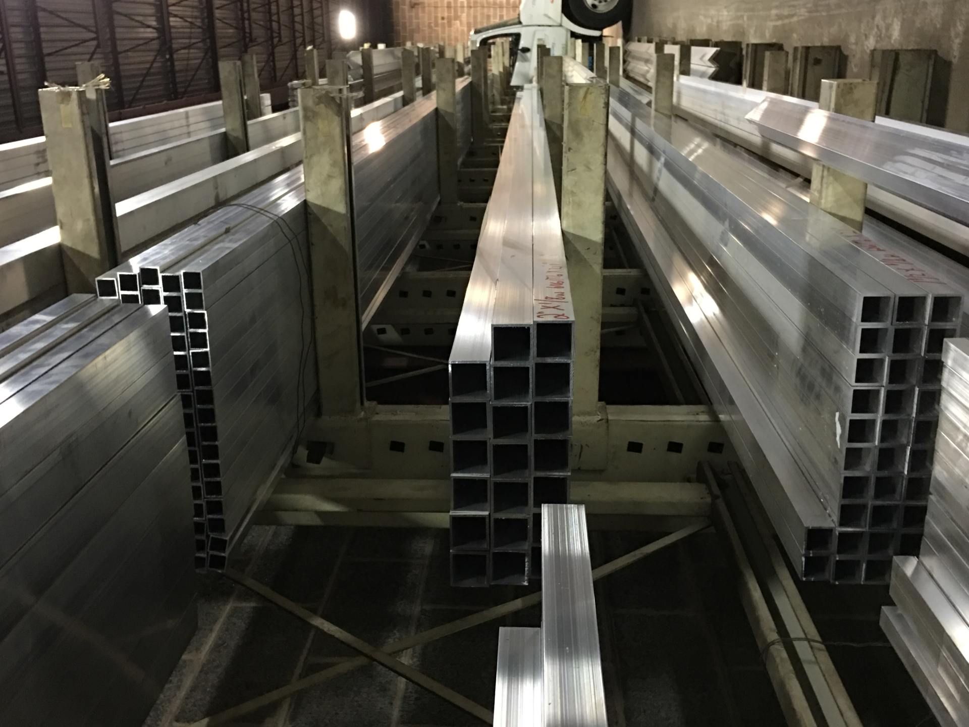 Aluminum Square Tube — Aluminum in Wilkes Barre, PA